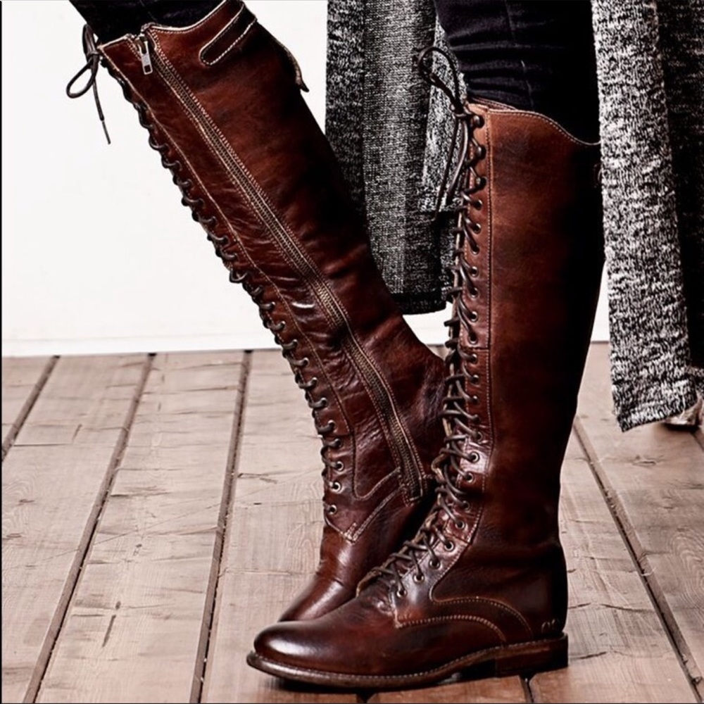 EUC Bed Stu Della Size 8